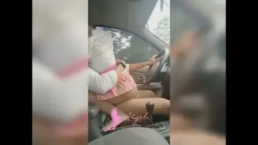 Bokep Indo Baju Adat Bali Main Di Mobil Becek poster