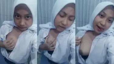 Bokep Jilbab ABG Indo Pap Vagina Basah Kamar Kost poster
