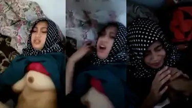 Bokep Jilbab Ibu Guru Dientot Murid Di Kelas poster