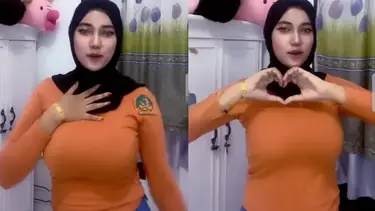 Bokep Jilbab Live Nakal Crot Di Kamar Kostan poster