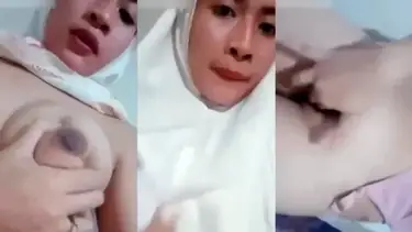 Bokep Jilbab Ukhti Mukenah Bugil Binal Colmek poster