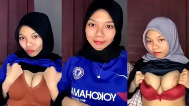Bokep Jilbab Ukhti Rista Pamer Toket Bulat poster