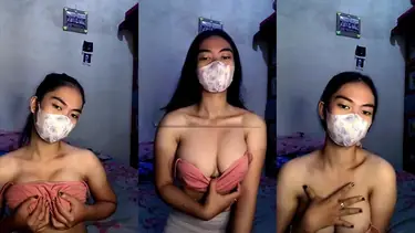 Bokep Live Host Quensaa Remas Toket Bigo Show Room poster